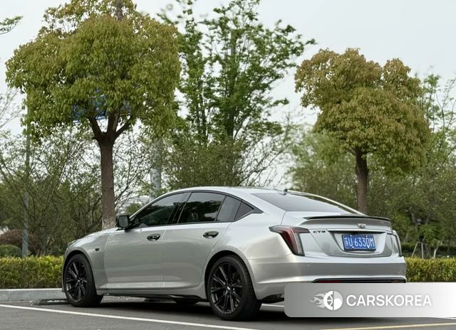 Cadillac CT5 id 4241895 из Китая 14