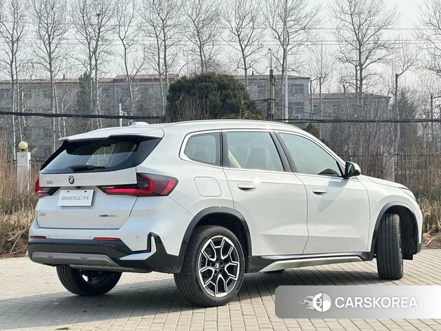 BMW X1 id 4298142 из Китая 9