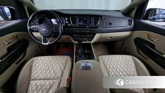 Kia The New Carnival id 2941362 из Кореи 17