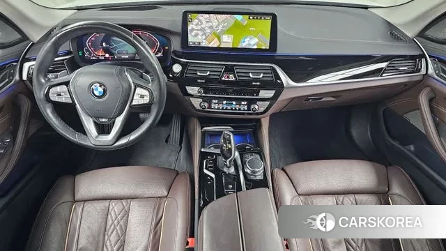 BMW 5 Series (G30) id 3572927 из Кореи 17