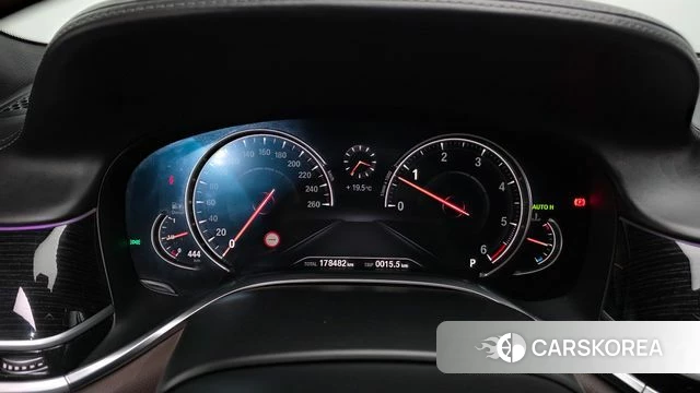 BMW 7 Series (G11) id 3955647 из Кореи 17