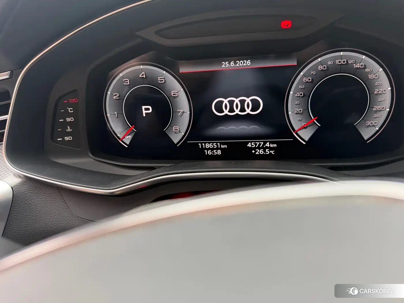 Audi A6L id 4559605 из Китая 8