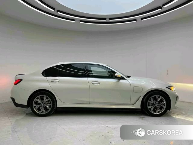 BMW i3 id 3889099 из Китая 17