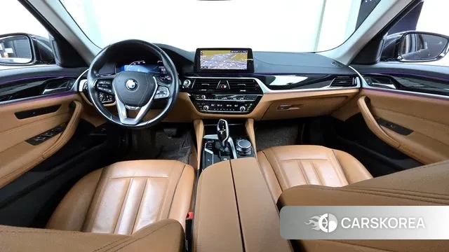 BMW 5 Series (G30) id 3038975 из Кореи 17