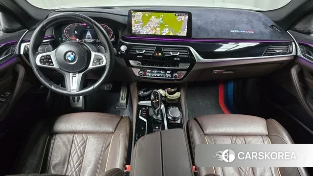 BMW 5 Series (G30) id 3416170 из Кореи 17