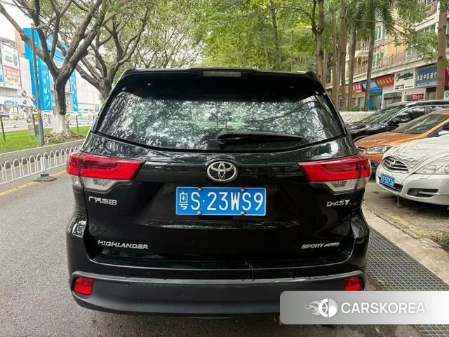 Toyota Highlander id 4279159 из Китая 7