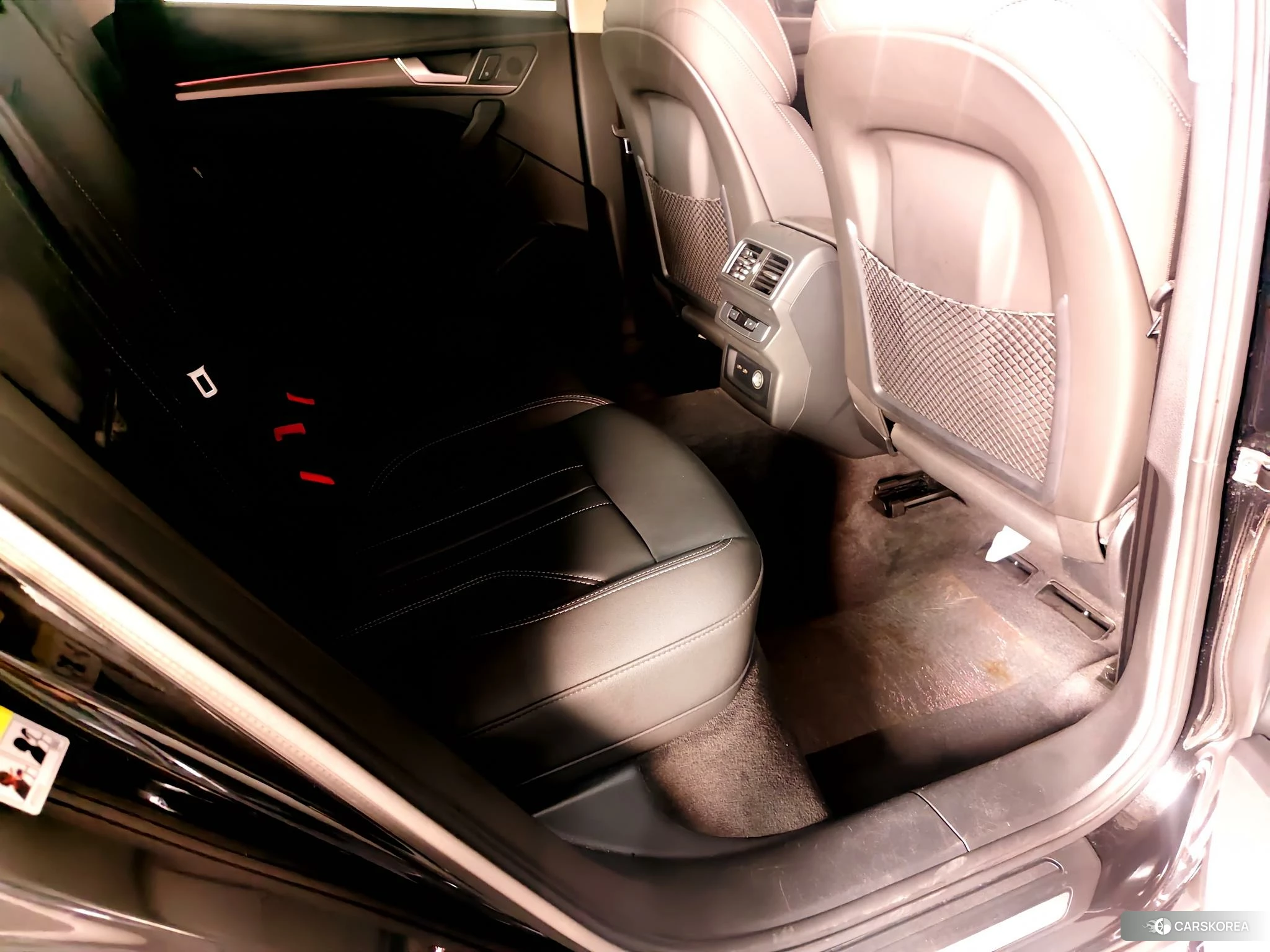 Audi Q5L id 4426879 из Китая 15