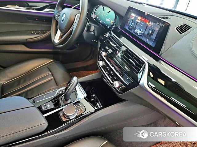 BMW 5 Series (G30) id 4577175 из Кореи 17