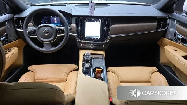 Volvo V90 Cross-Country id 2857696 из Кореи 17
