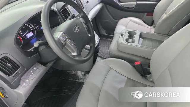 Hyundai The New Grand Starex id 4502373 из Кореи 17