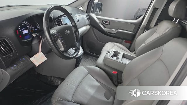 Hyundai The New Grand Starex id 4647916 из Кореи 17