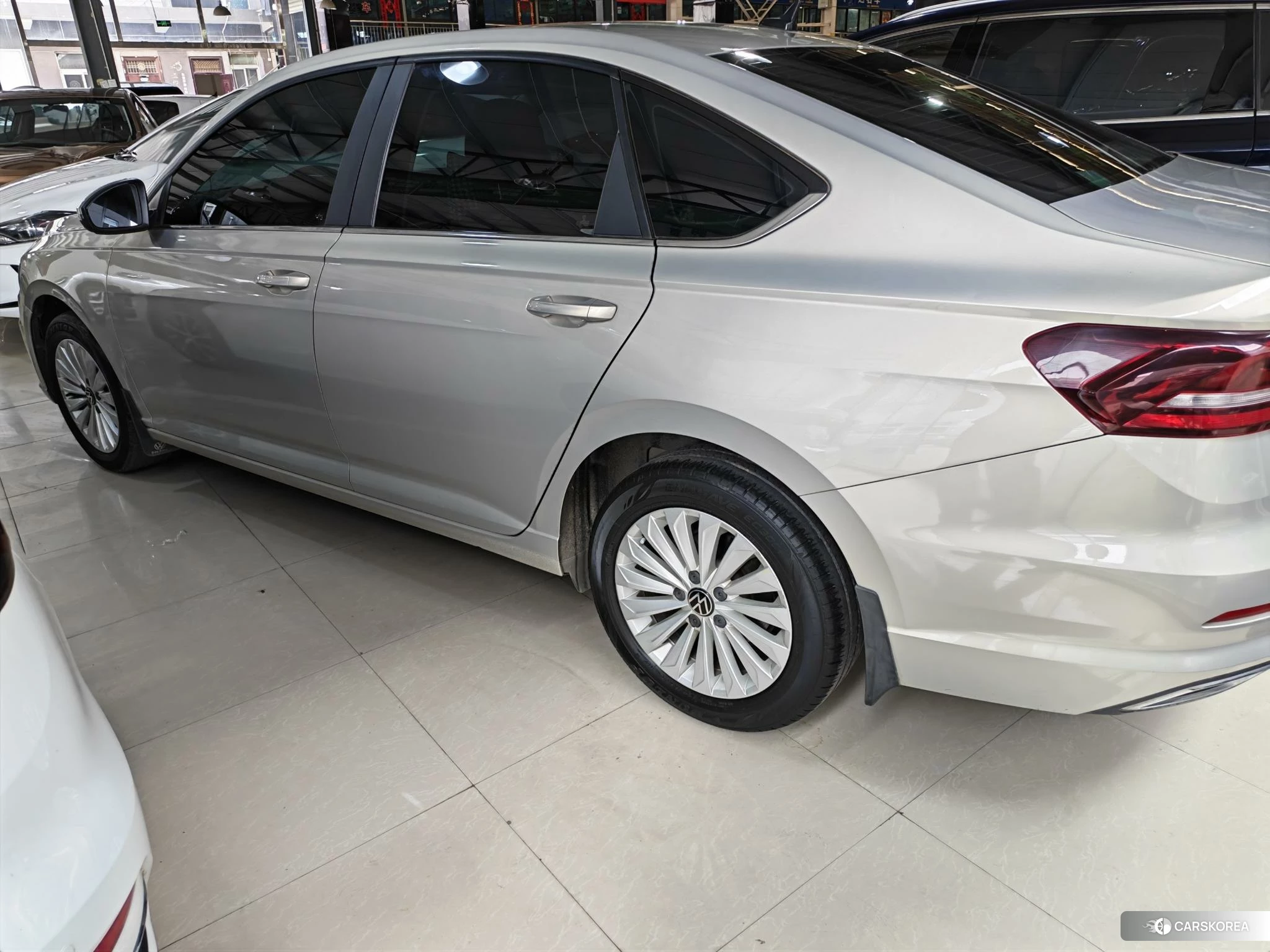 Volkswagen Lavida id 4492771 из Китая 7