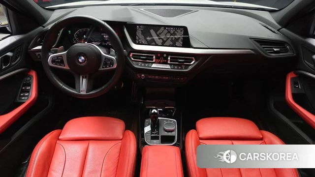 BMW 1 Series (F40) id 4409156 из Кореи 27
