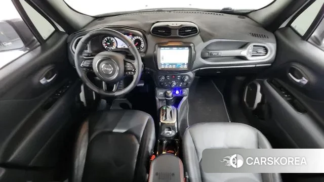 Jeep Renegade id 3534962 из Кореи 17