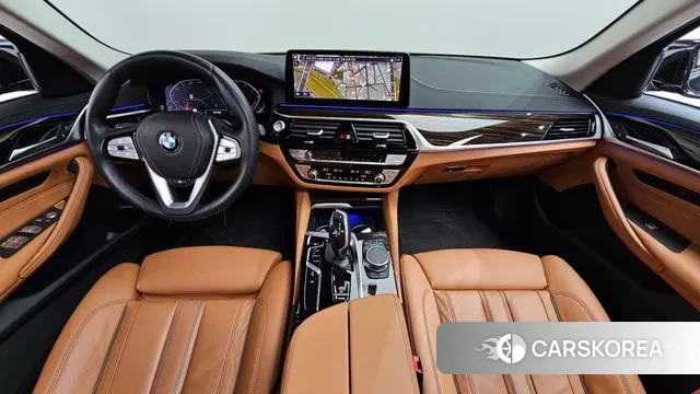 BMW 5 Series (G30) id 3634371 из Кореи 17