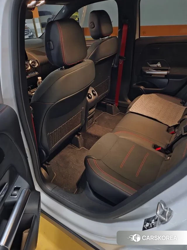 Mercedes-Benz GLA - Class H247 id 3758815 из Кореи 8