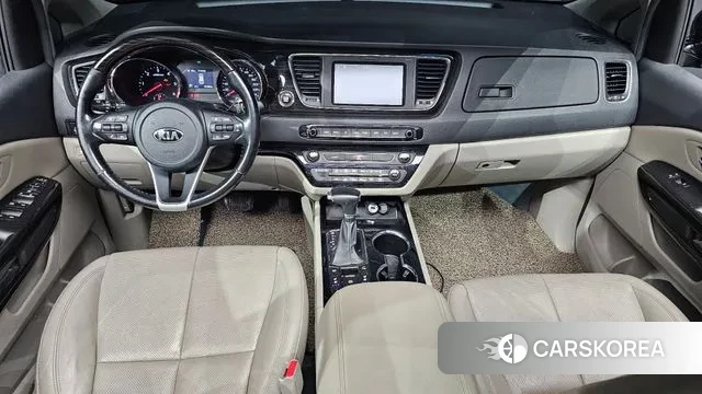 Kia The New Carnival id 3000524 из Кореи 17