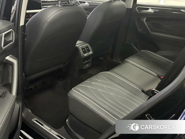 Volkswagen Tiguan L id 4387420 из Китая 8
