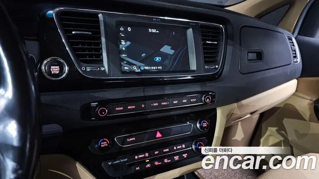 Kia The New Carnival id 2574448 из Кореи 17