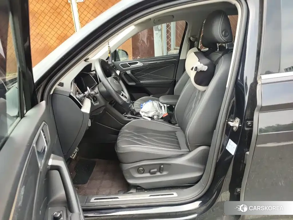 Volkswagen Tiguan L id 4622532 из Китая 18