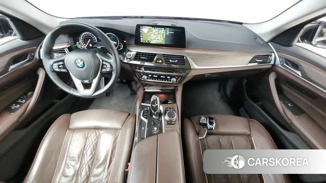 BMW 5 Series (G30) id 4459604 из Кореи 32