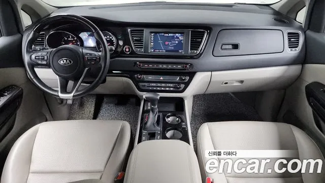 Kia The New Carnival id 2704333 из Кореи 17