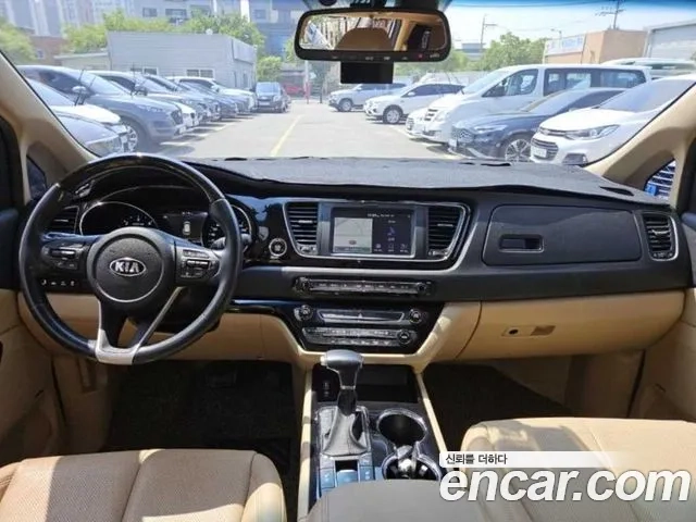 Kia The New Carnival id 2948676 из Кореи 17