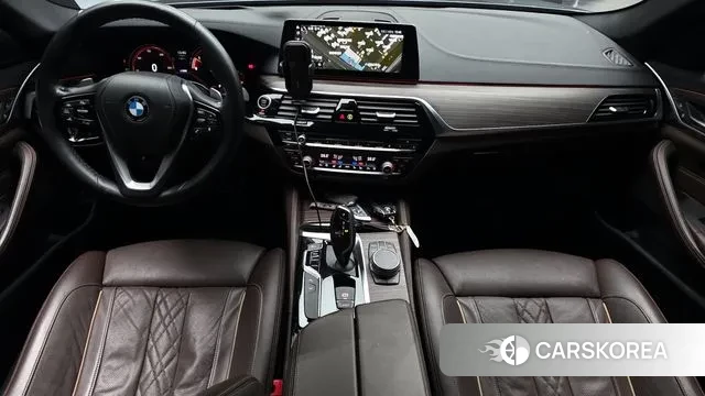 BMW 5 Series (G30) id 3661866 из Кореи 17