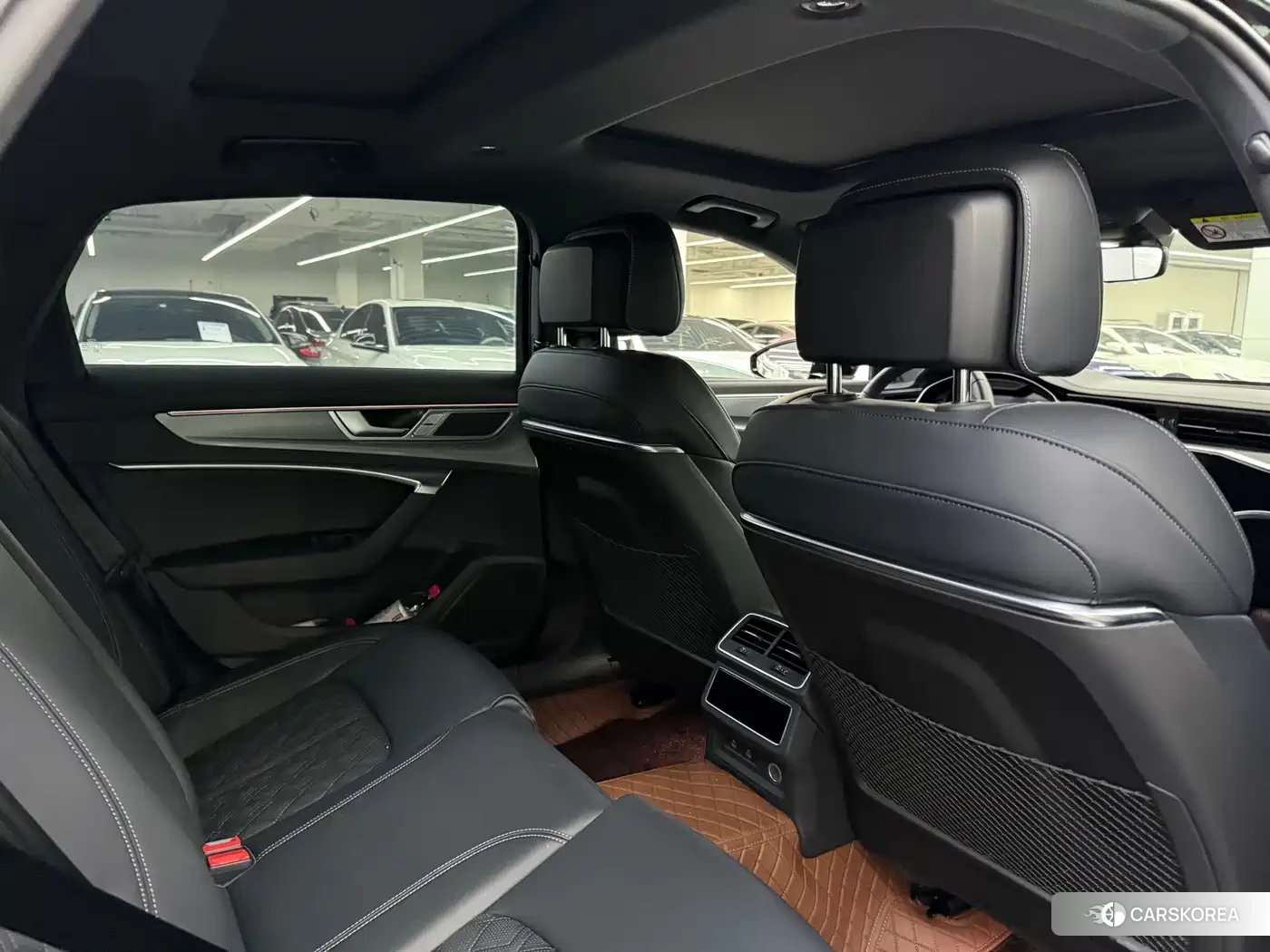 Audi A6L id 4589233 из Китая 12