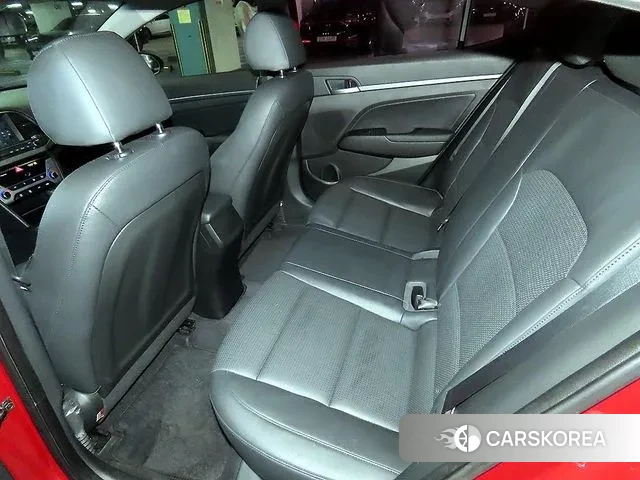 Hyundai Avante AD id 3718850 из Кореи 16