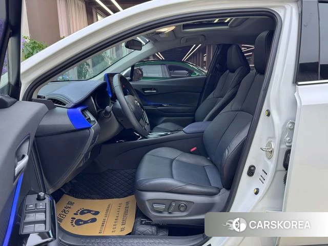 Toyota C-HR id 4348869 из Китая 14
