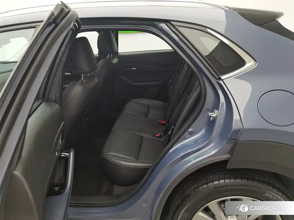 Mazda CX-30 id 4548396 из Китая 21
