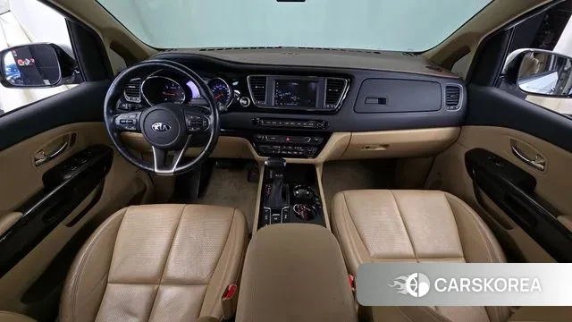 Kia The New Carnival id 3428811 из Кореи 17