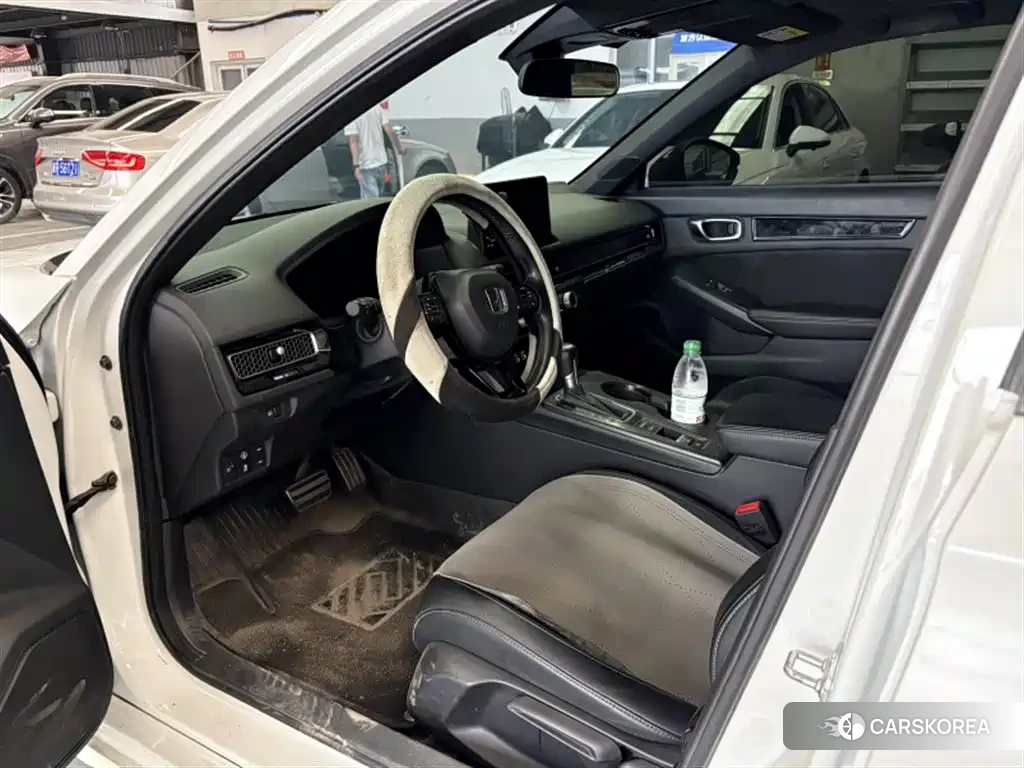 Honda Civic id 4679500 из Китая 7