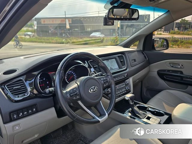 Kia The New Carnival id 4435325 из Кореи 17