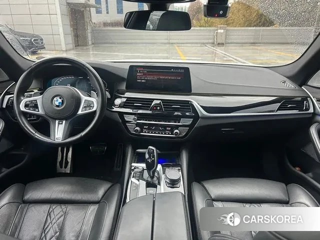 BMW 5 Series (G30) id 3733655 из Кореи 17