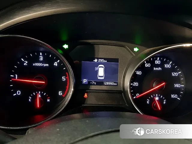 Kia The New Carnival id 3619162 из Кореи 17