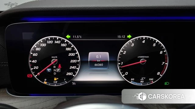 Mercedes-Benz E-Class W213 id 3795938 из Кореи 17