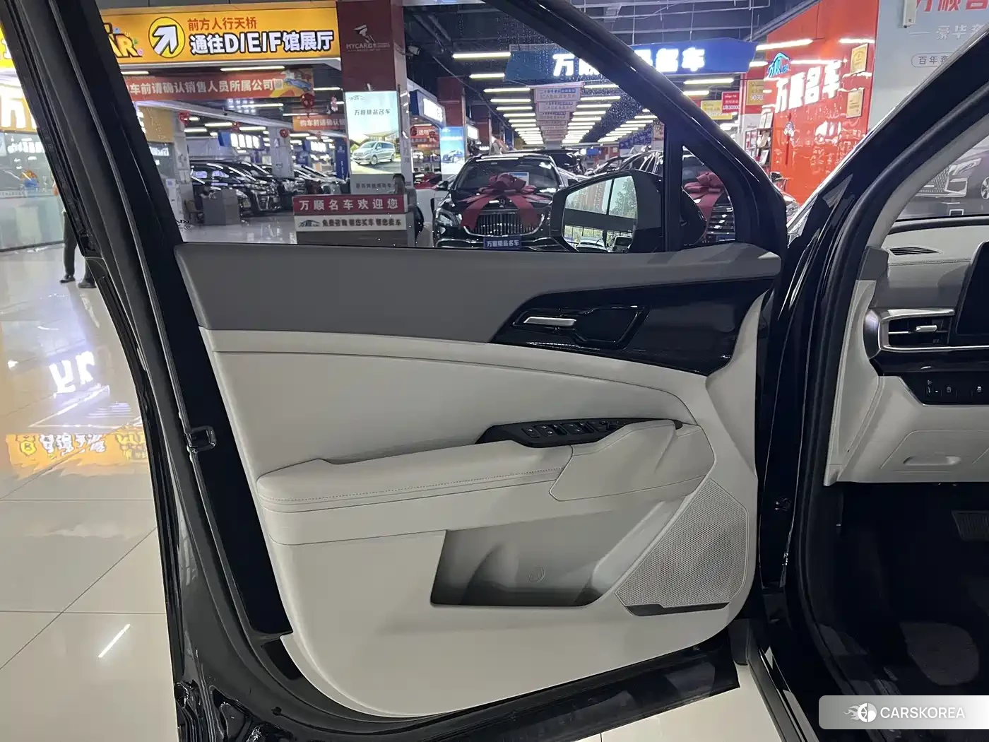 Kia Sportage id 4629080 из Китая 15