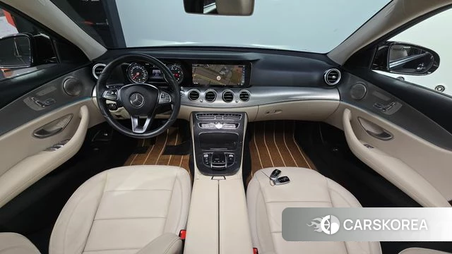 Mercedes-Benz E-Class W213 id 4708934 из Кореи 27