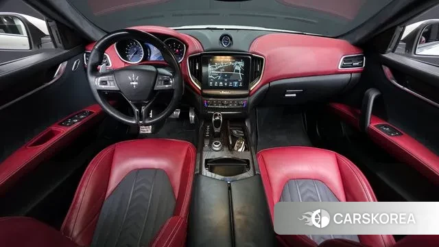Maserati Ghibli id 3465038 из Кореи 17