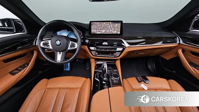 BMW 5 Series (G30) id 3503589 из Кореи 17