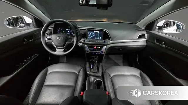 Hyundai Avante AD id 3090906 из Кореи 17