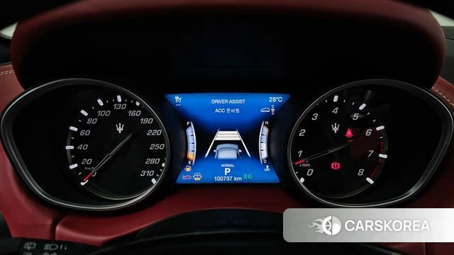 Maserati Levante id 4581621 из Кореи 31