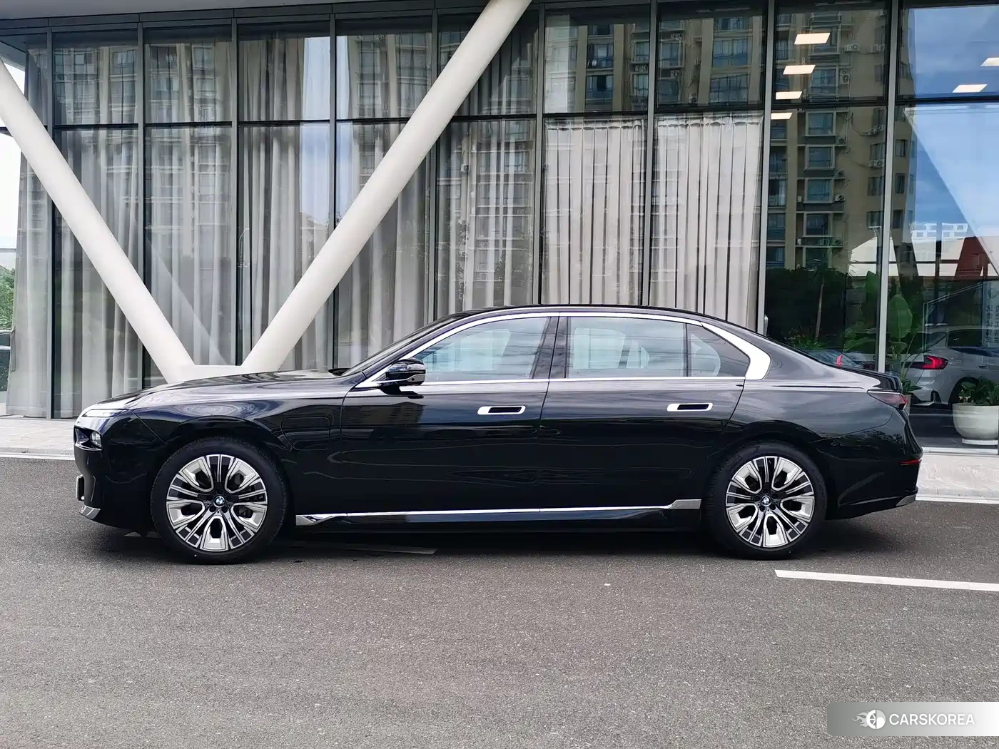 BMW i7 id 4559618 из Китая 22
