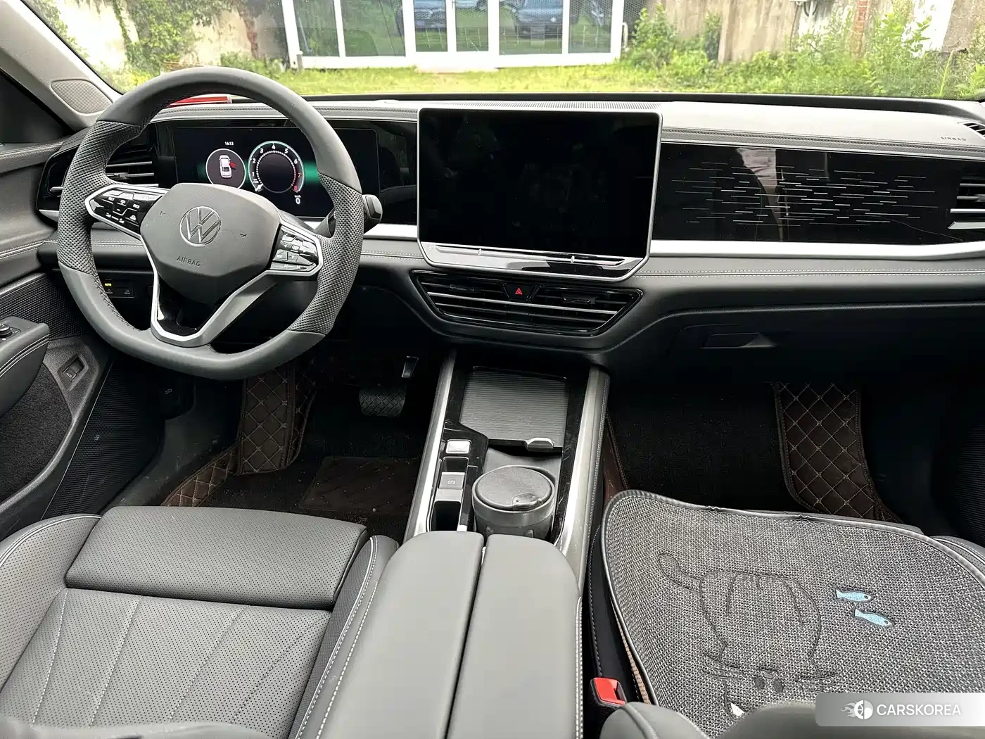 Volkswagen Passat id 4644375 из Китая 12