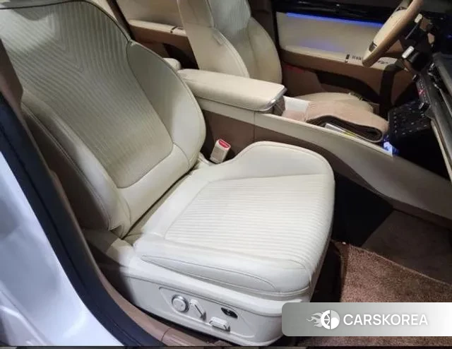 Hyundai Grandeur Hybrid (GN7) id 3732666 из Кореи 17