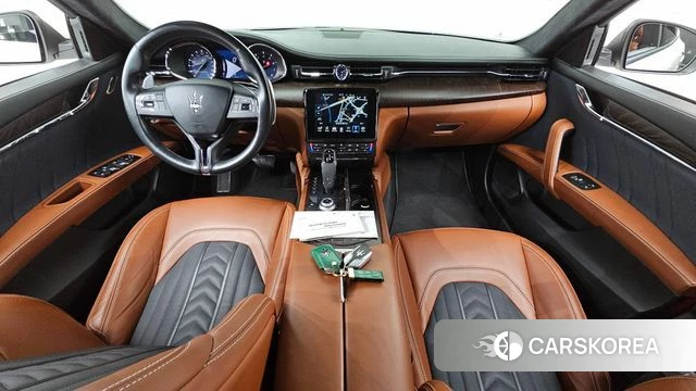 Maserati Quattroporte id 3886414 из Кореи 17