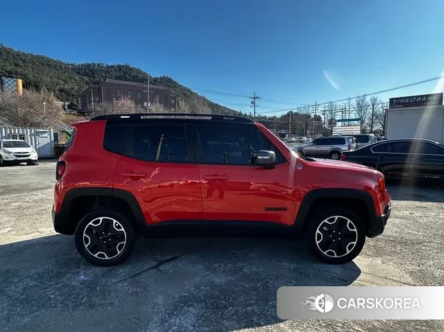 Jeep Renegade id 3568447 из Кореи 16