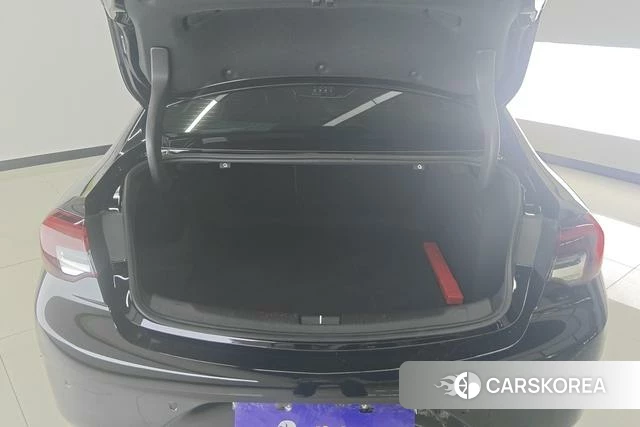 Buick Regal id 4221871 из Китая 14